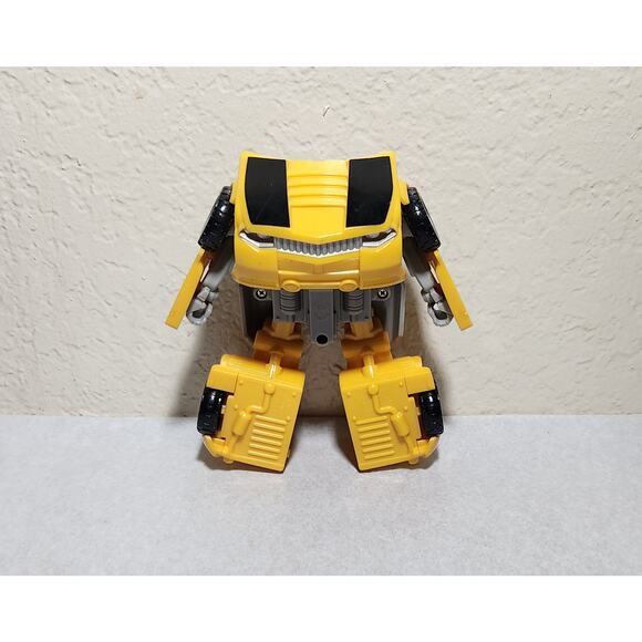 Transformers Playskool Rescue Bots Bumblebee 5" Car Pre-owned - Picture 2 of 7